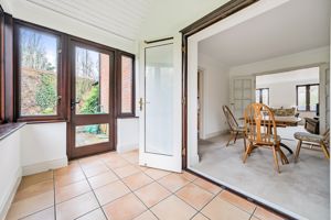 Garden Room- click for photo gallery